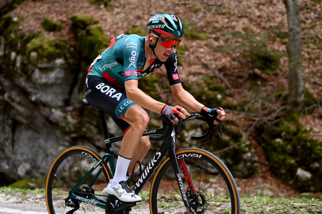 Lennard Kamna grimpe sur la liste des prétendants au Giro d'Italia