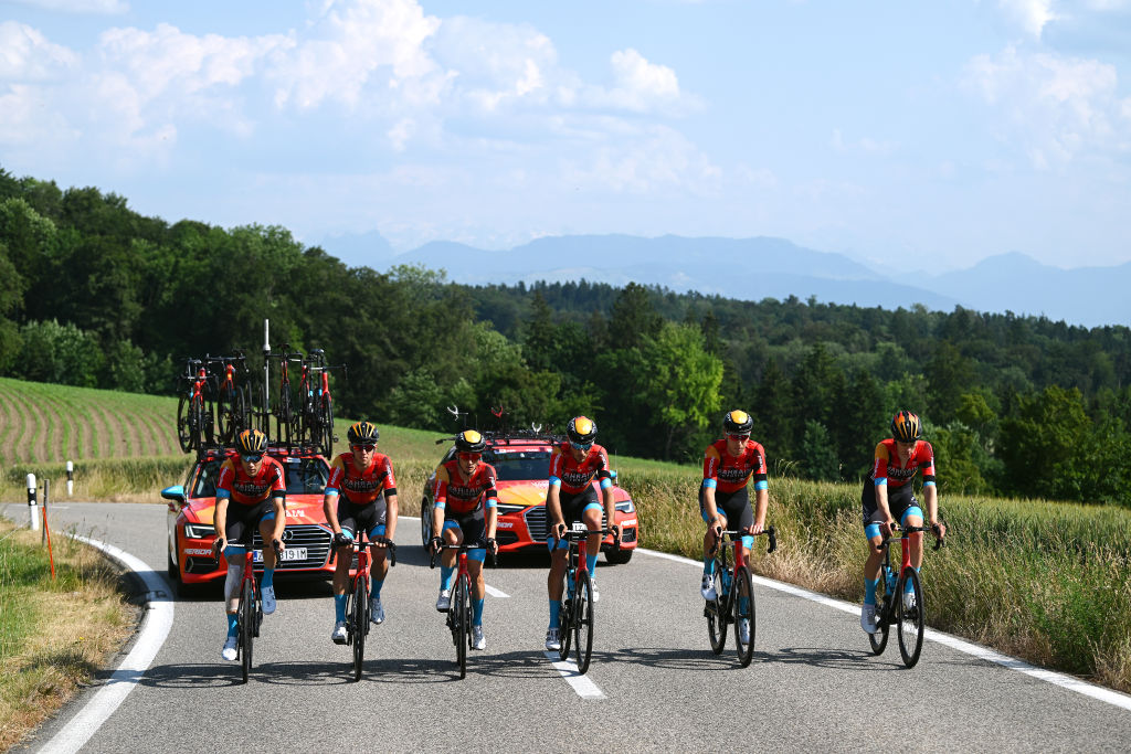 Bahreïn victorieux parmi les équipes abandonnant les étapes finales du Tour de Suisse