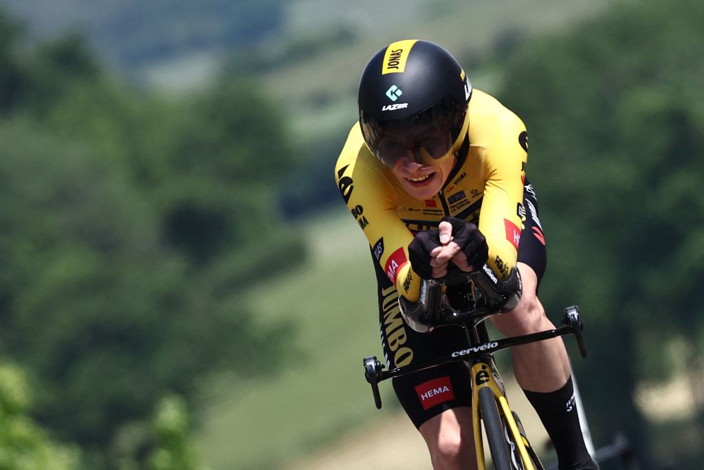 Tour de France étape 16 en direct: Une bataille contre la montre Vingeard Pogacar pour le jaune