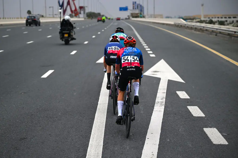 Amber Kraak remporte sa première victoire sur le WorldTour avec un style sensationnel : étape 4 du circuit féminin des Émirats arabes unis
