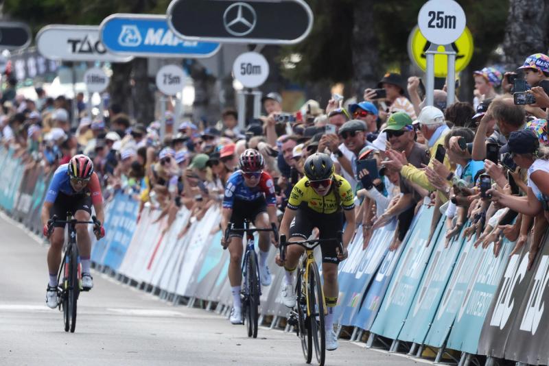 Rosita Reijnhout remporte la victoire en solo à la Cadel Evans Great Ocean Road Race