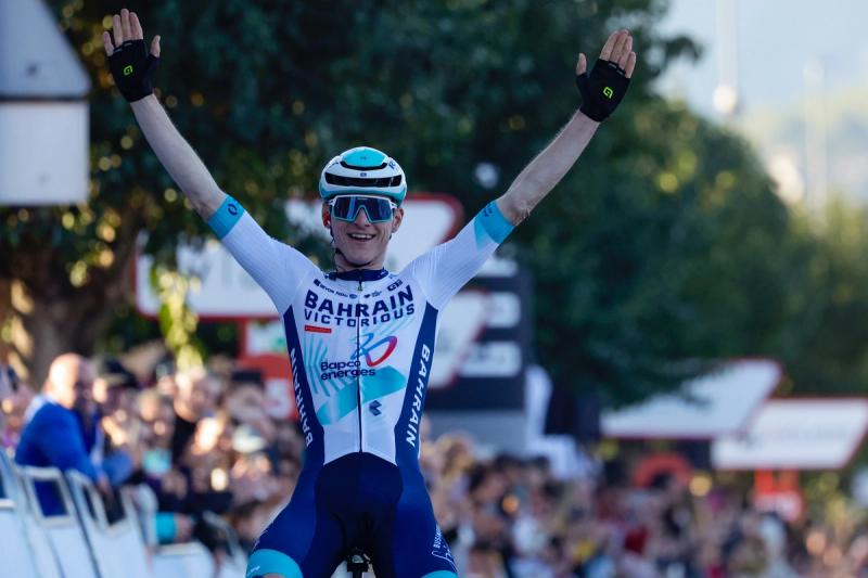 Volta a la Comunitat Valenciana étape 2 : Matej Mohorič inarrêtable alors qu'il descend seul vers la victoire