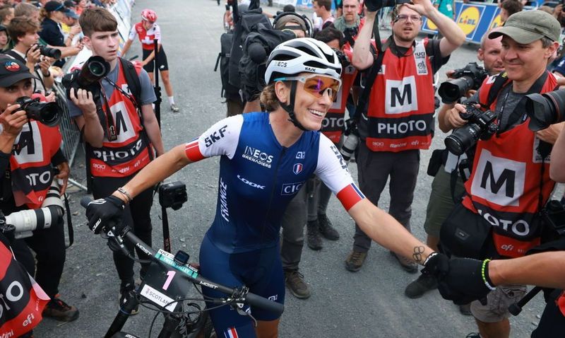 Movistar fait allusion à une signature féminine majeure mais Pauline Ferrand-Prévot n'est pas sur le radar