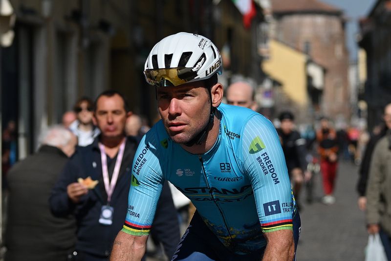 Mark Cavendish absent jusqu'à la mi-avril alors que la guérison se poursuit