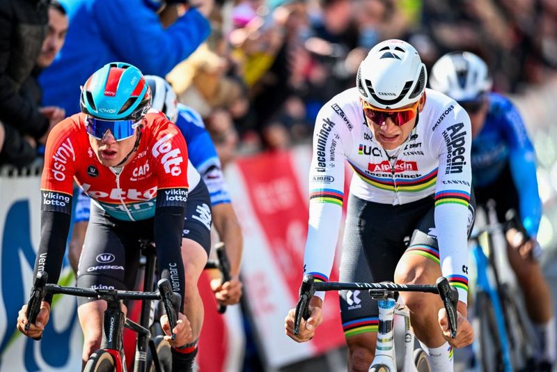Mathieu van der Poel : "Je ne sais pas comment je suis arrivé sur le podium" à Liège-Bastogne-Liège