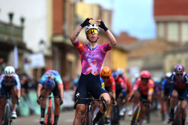 Vuelta a Burgos Feminas étape 3 : la domination du SD Worx-Protime se poursuit alors que Lorena Wiebes remporte la victoire d'étape