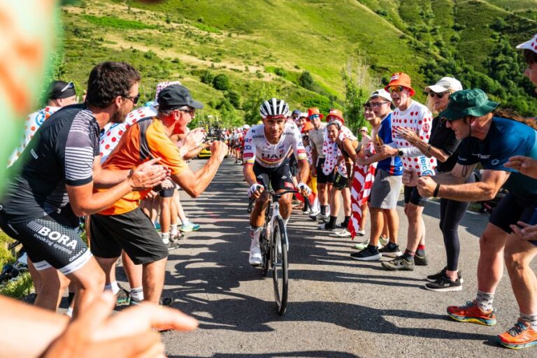 Jhonatan Narváez : premier revers du printemps de Pogacar