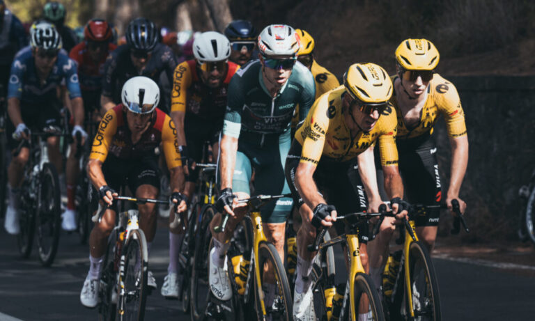 Van Aert a Visma dans toutes les flaques de la Vuelta