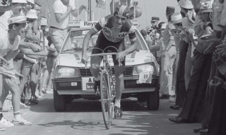 Le grand bout de cyclisme qui accompagne Ángel Arroyo
